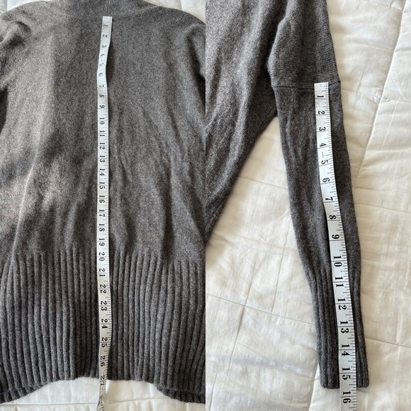Aritzia Azure Skies Cashmere Angora Cardigan XS Grey - Picture 15 of 15
